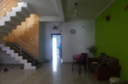 Independent House / Villa globus green lalghati airport road